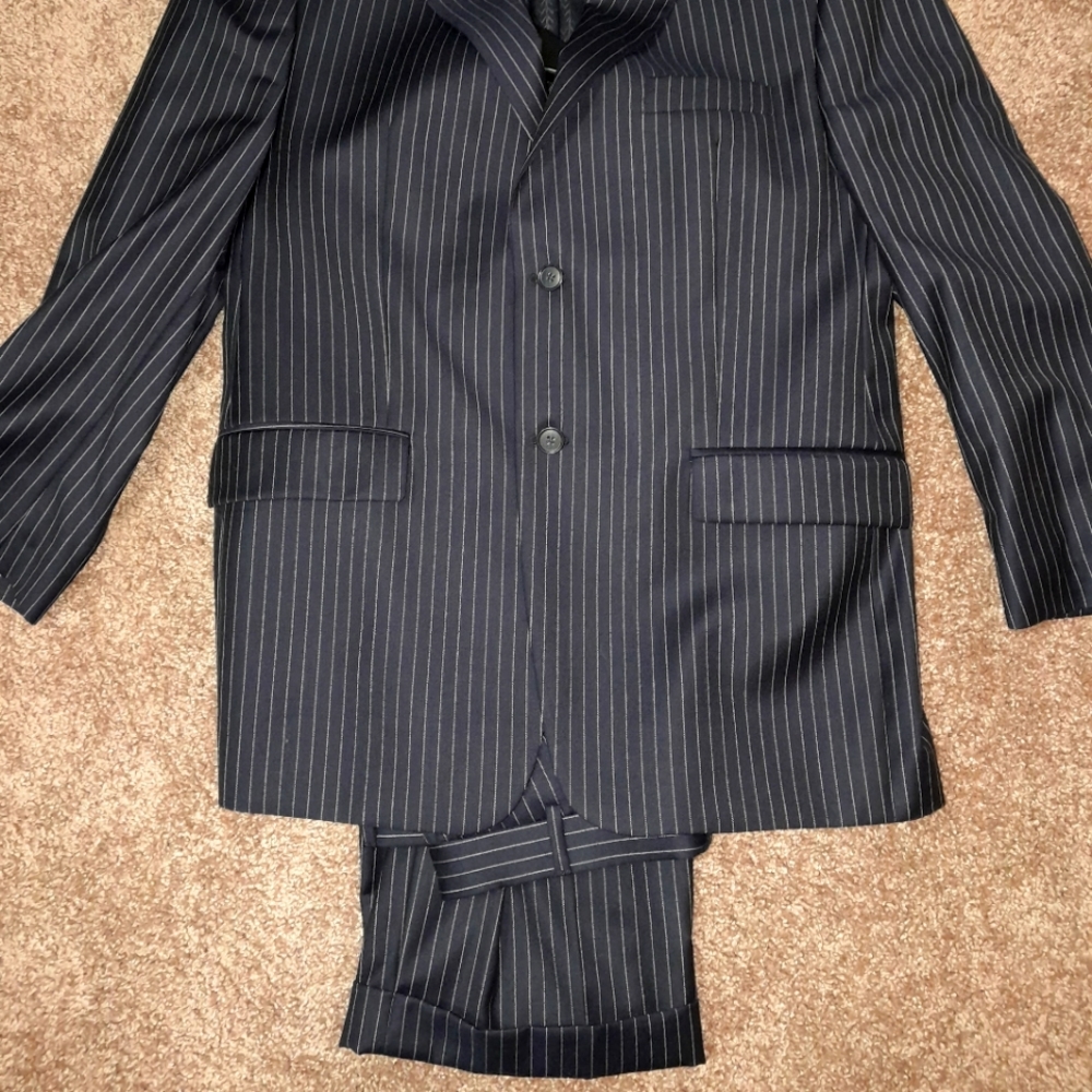 Men's suit